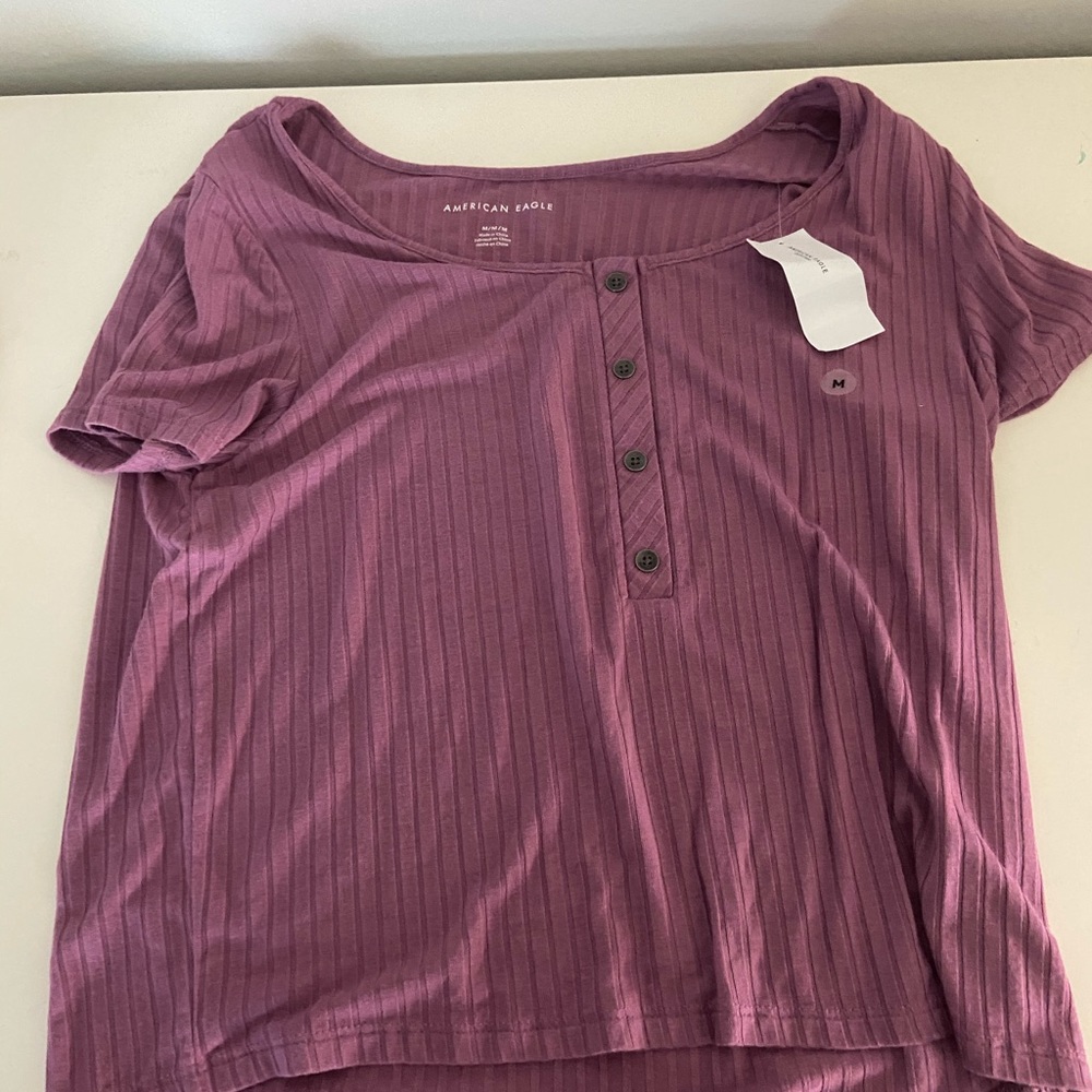 American Eagle shirt